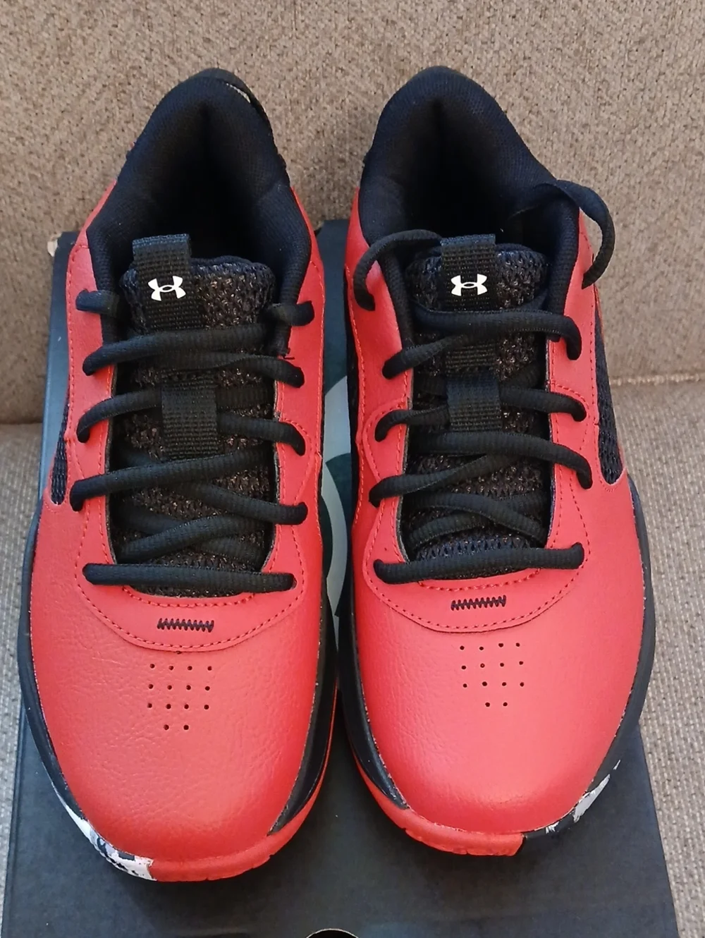 Under Armour new box